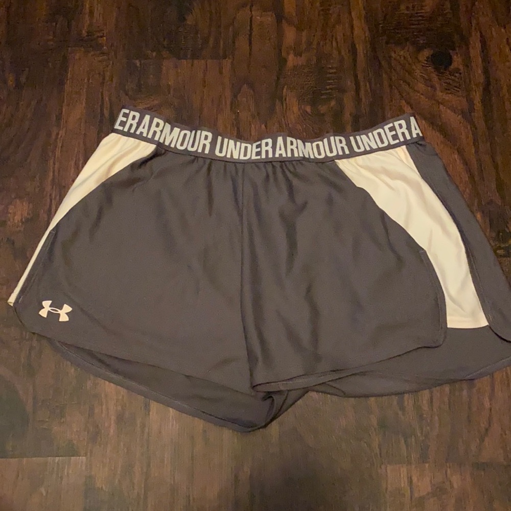 Women’s Under Armour Shorts with Pockets